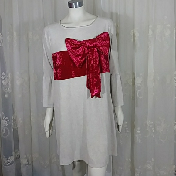Xhilaration Dresses & Skirts - Fun, Cozy Holiday Dress